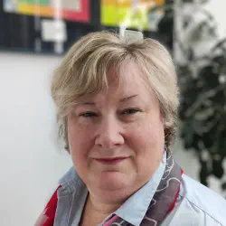 Portrait von Andrea Schreyer