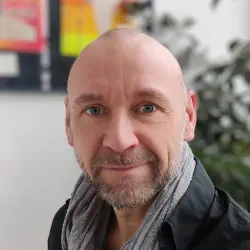 Portrait von Jochen Ley